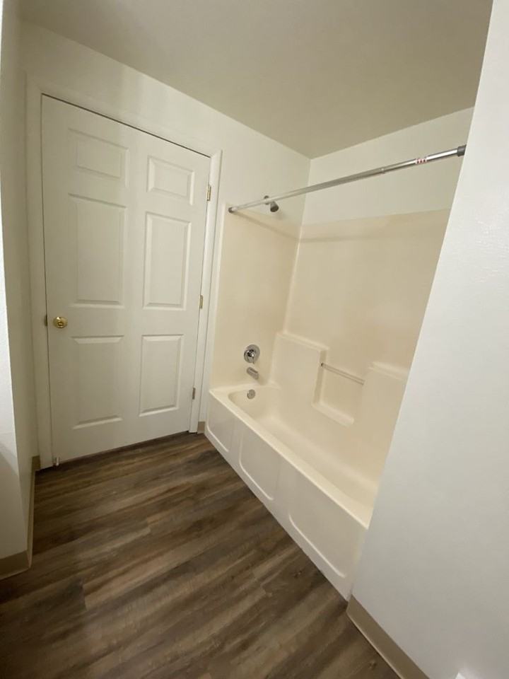 1434 N Raymond St #202 - Photo 7 of 13