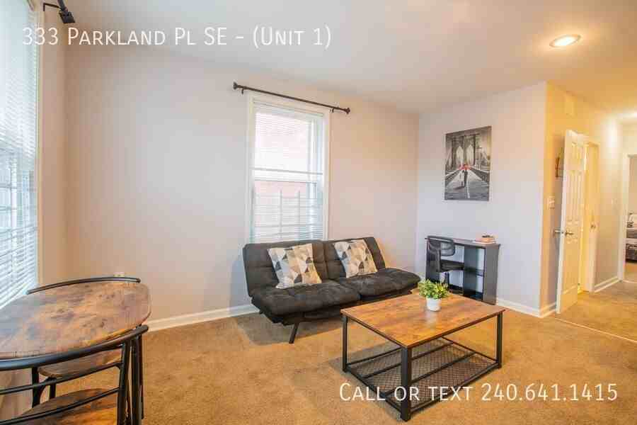 333 Parkland Pl Se - Photo 4 of 15