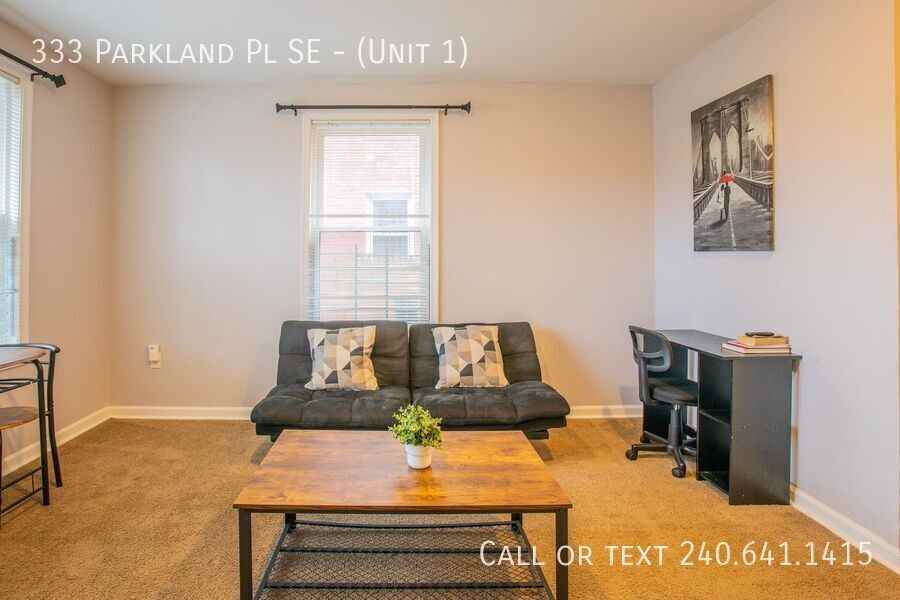 333 Parkland Pl Se - Photo 5 of 15