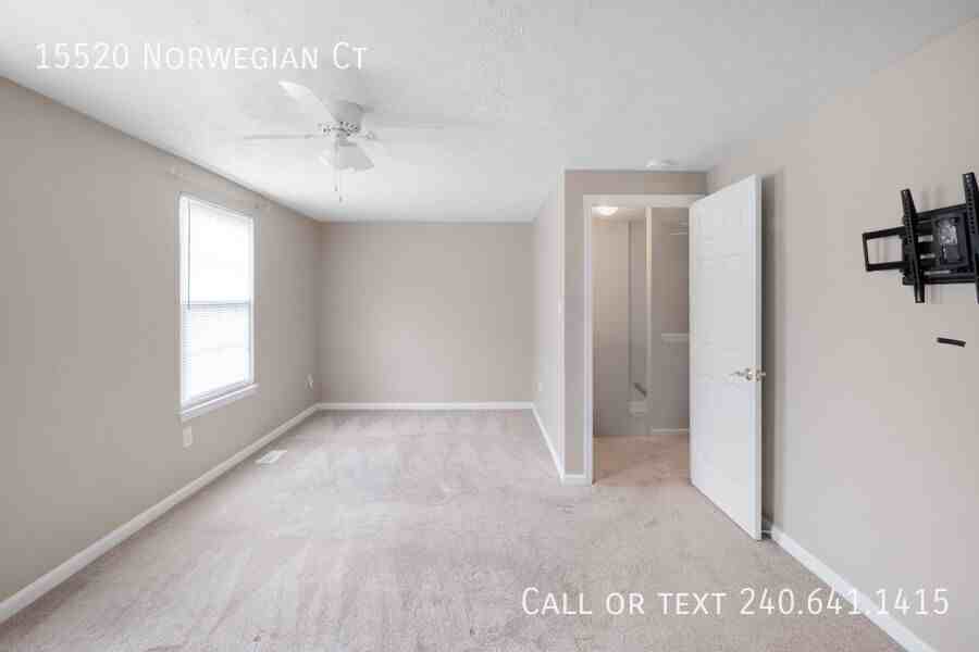 15520 Norwegian Ct - Photo 7 of 12
