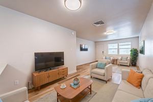 featured image of 1419 Anita St