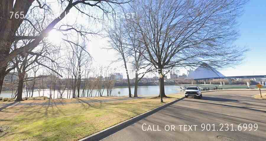 765 Harbor Isle Cir E - Photo 5 of 32