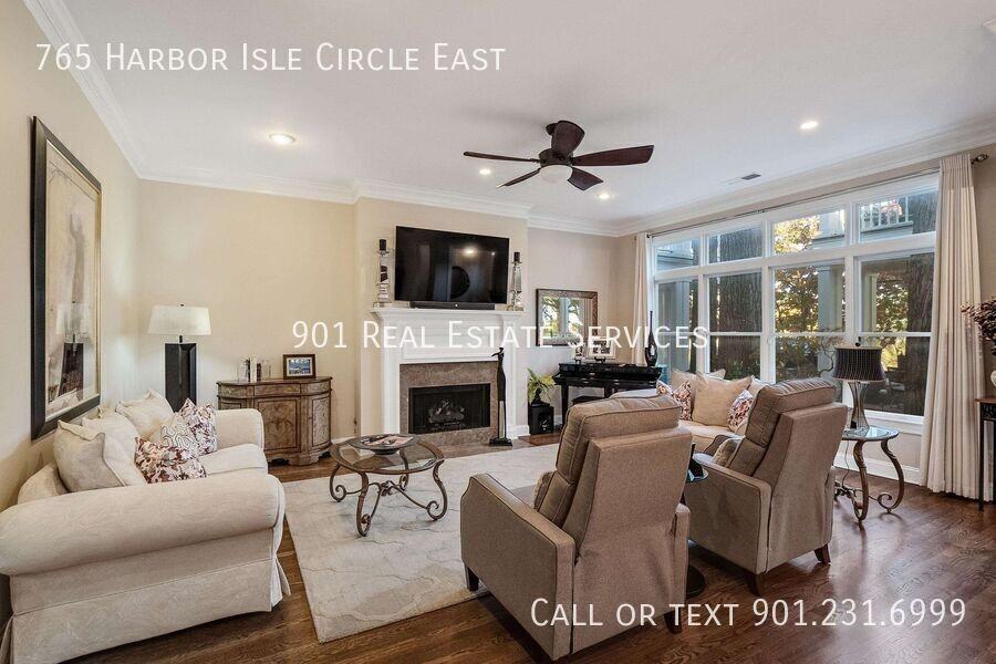 765 Harbor Isle Cir E - Photo 6 of 32