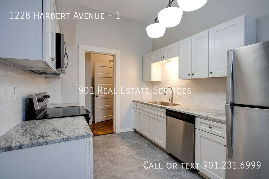 1228 Harbert Ave #1 - Photo 7 of 17