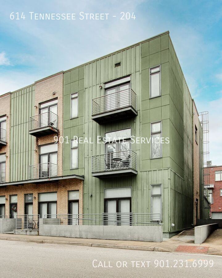 614 Tennessee St #204