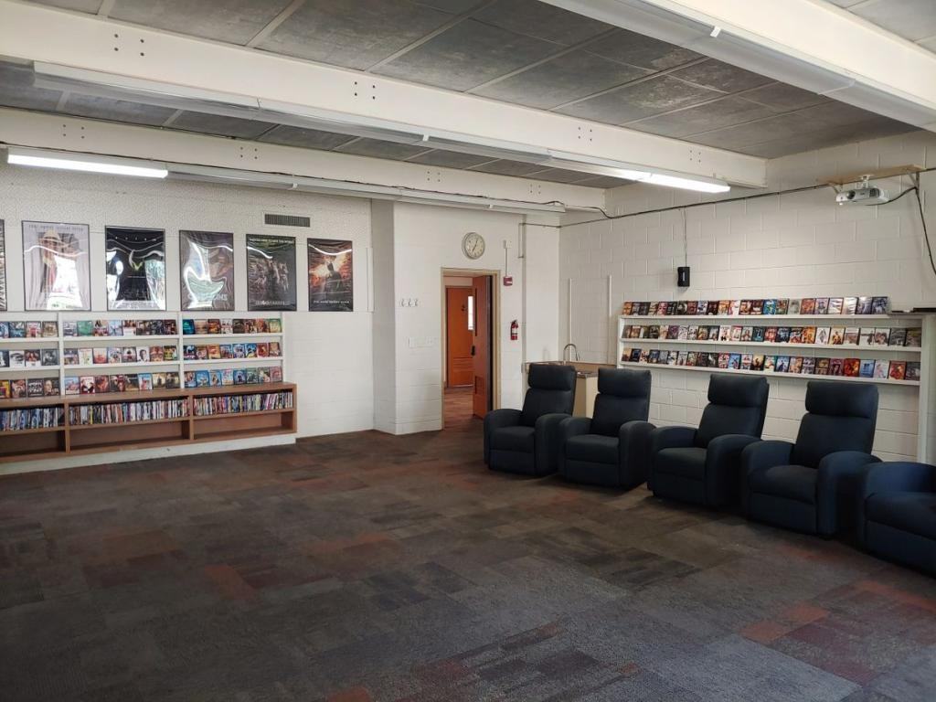 310 S East St - Photo 7 of 11