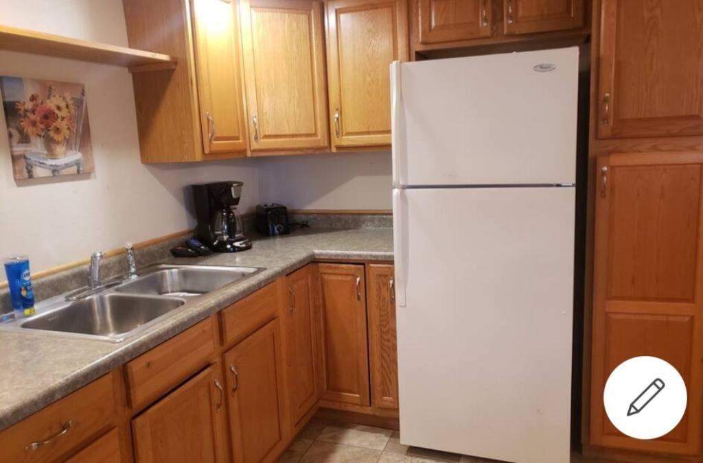 555 N Pearl St #A3 - Photo 4 of 7