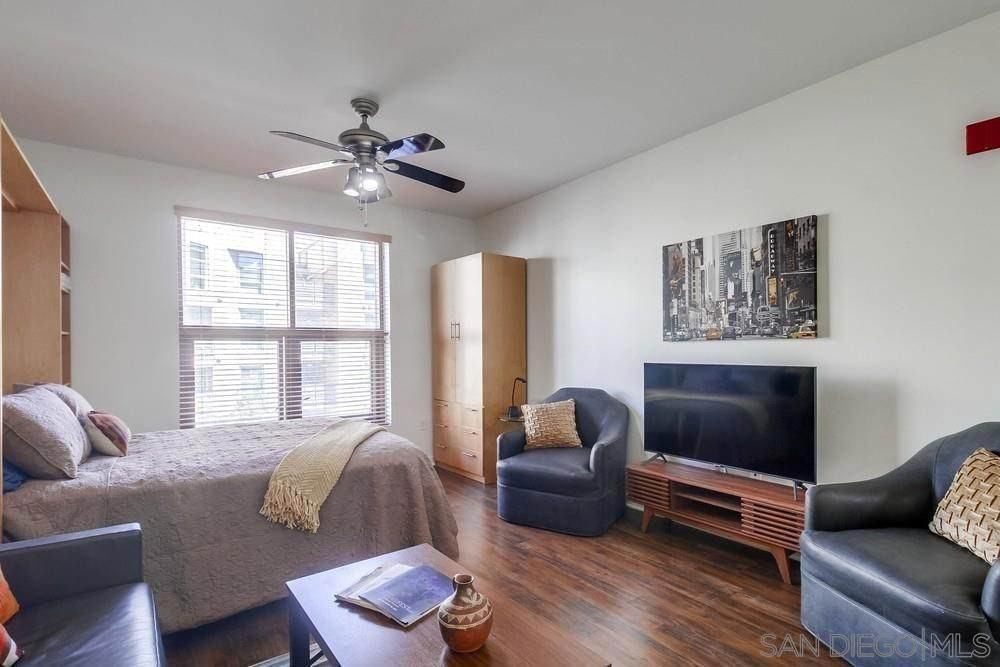 1150 J St #603 - Photo 3 of 27