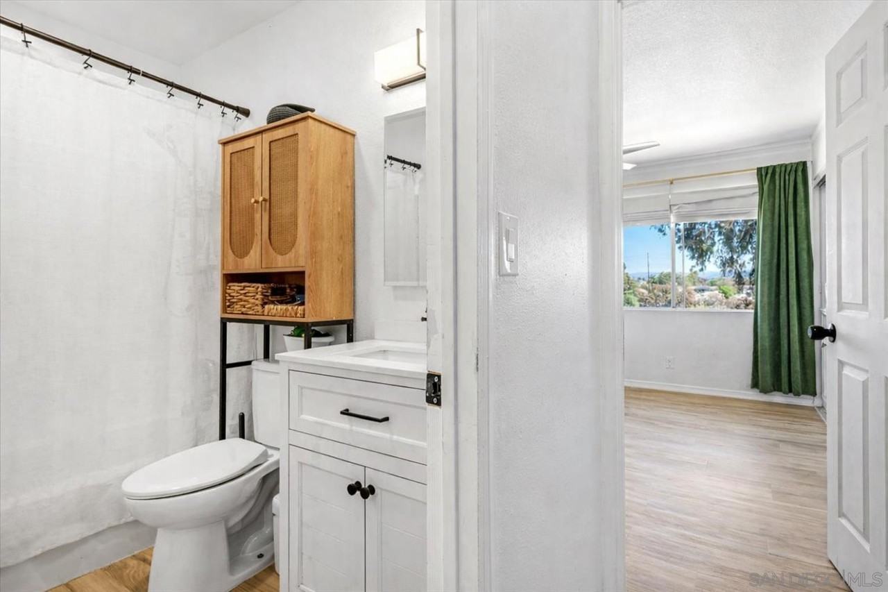 2127 Berry St #1 - Photo 2 of 23