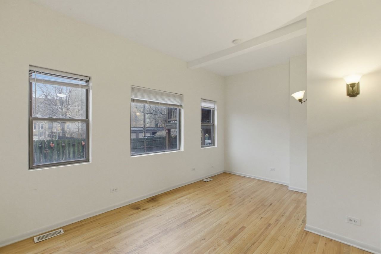 5120 N Kenmore Ave #1S - Photo 5 of 8