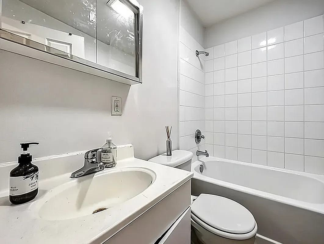 126 Rivington St #4H - Photo 5 of 5