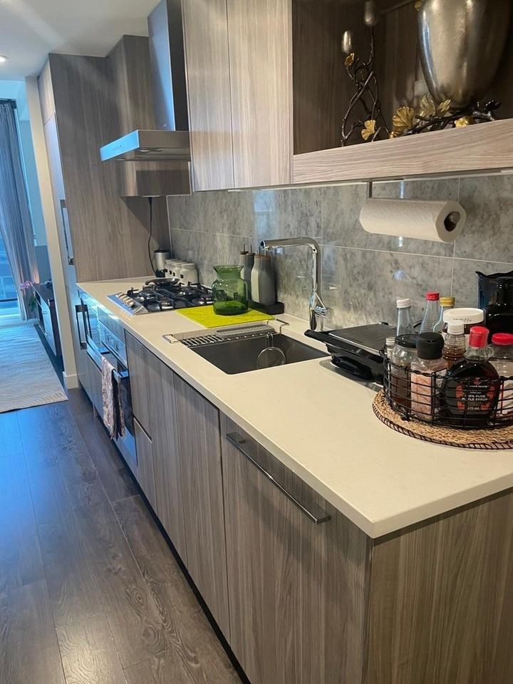 1768 Cook St - Photo 3 of 18