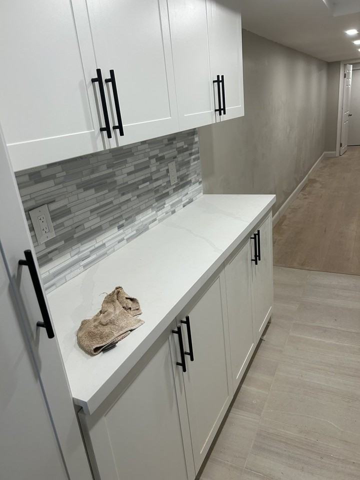 266 Clinton St - Photo 2 of 6