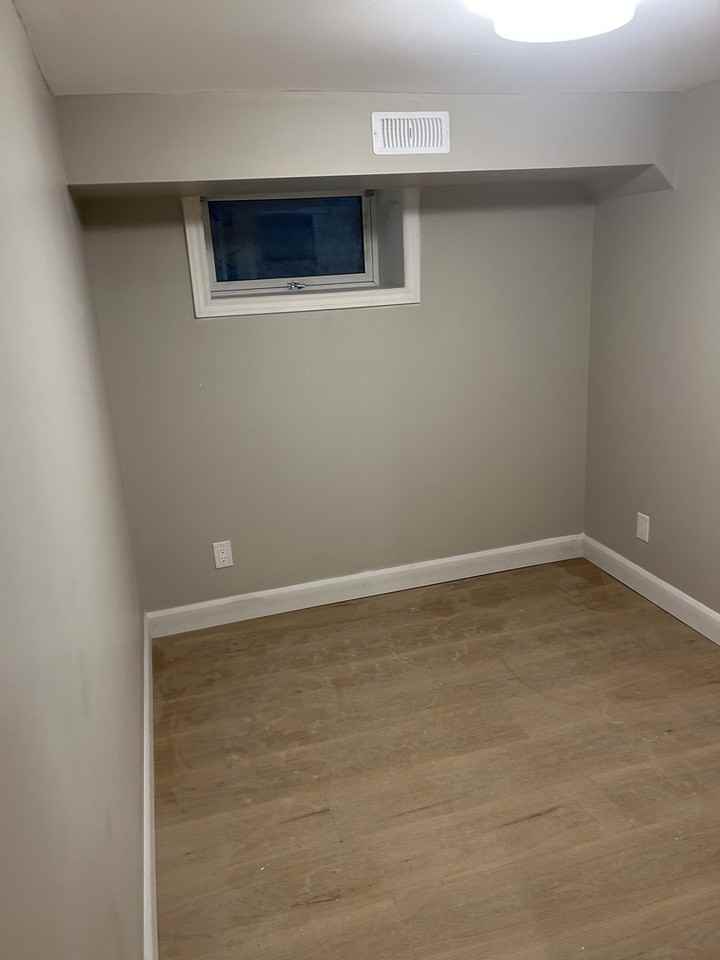 266 Clinton St - Photo 4 of 6