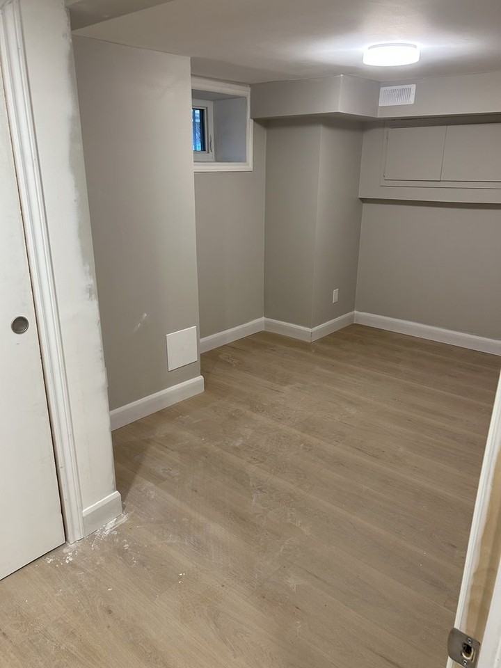 266 Clinton St - Photo 5 of 6