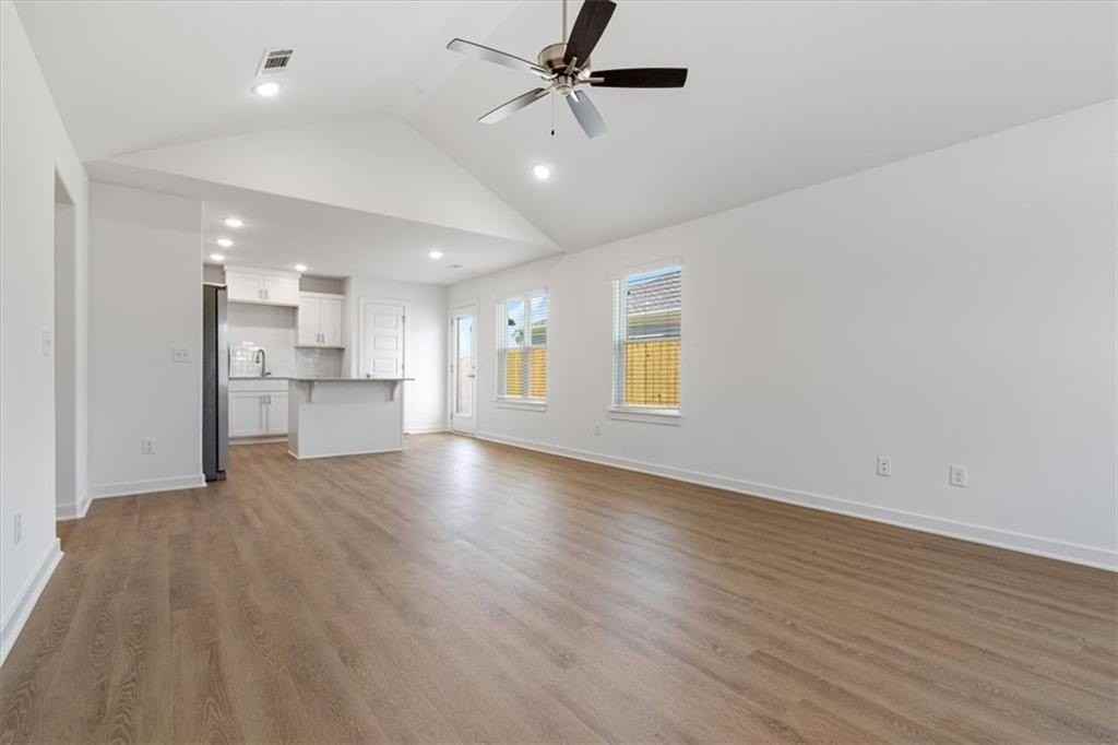 5955 W Holdcroft Dr - Photo 3 of 20