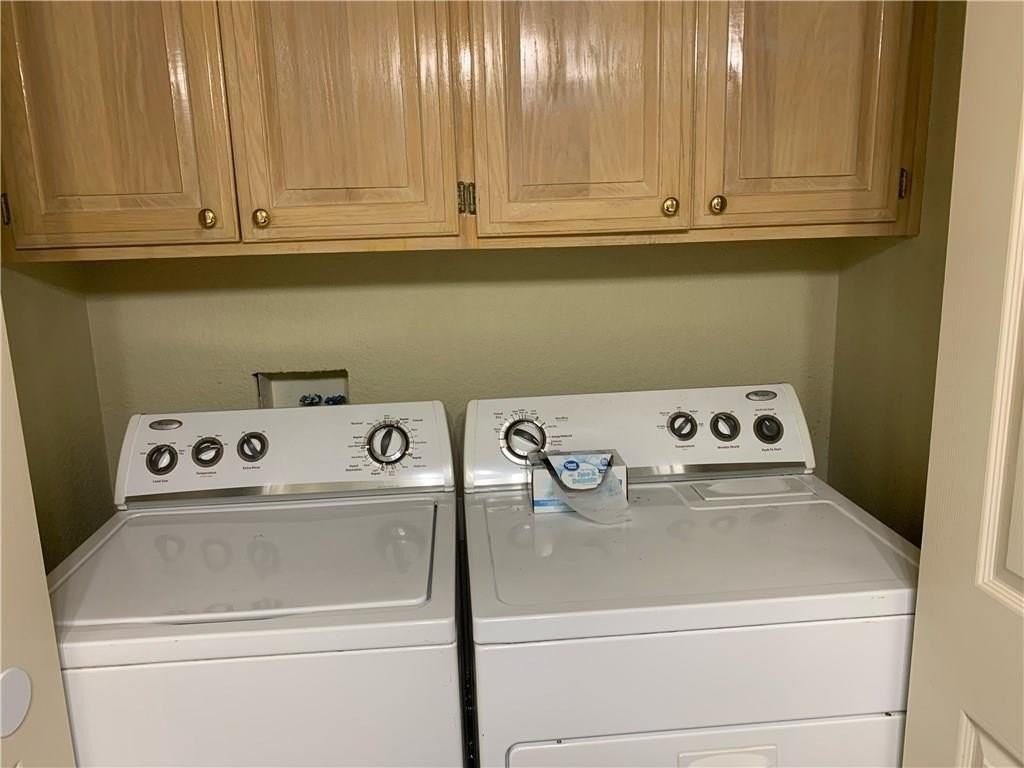 746 N Larkspur Ln - Photo 7 of 17