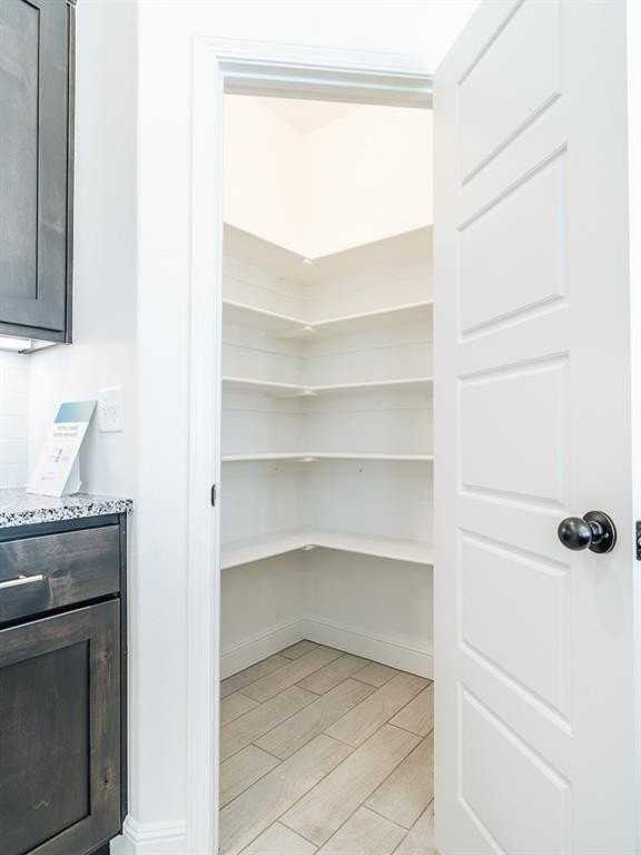 2161 Wildflower Dr - Photo 7 of 39