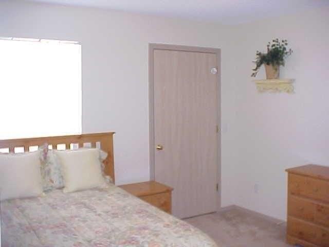 2321 Orchard St - Photo 5 of 7