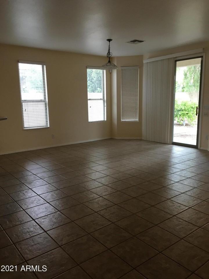 2533 W Apollo Rd - Photo 7 of 26