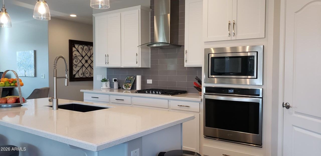 29625 N 114th Ln - Photo 3 of 39