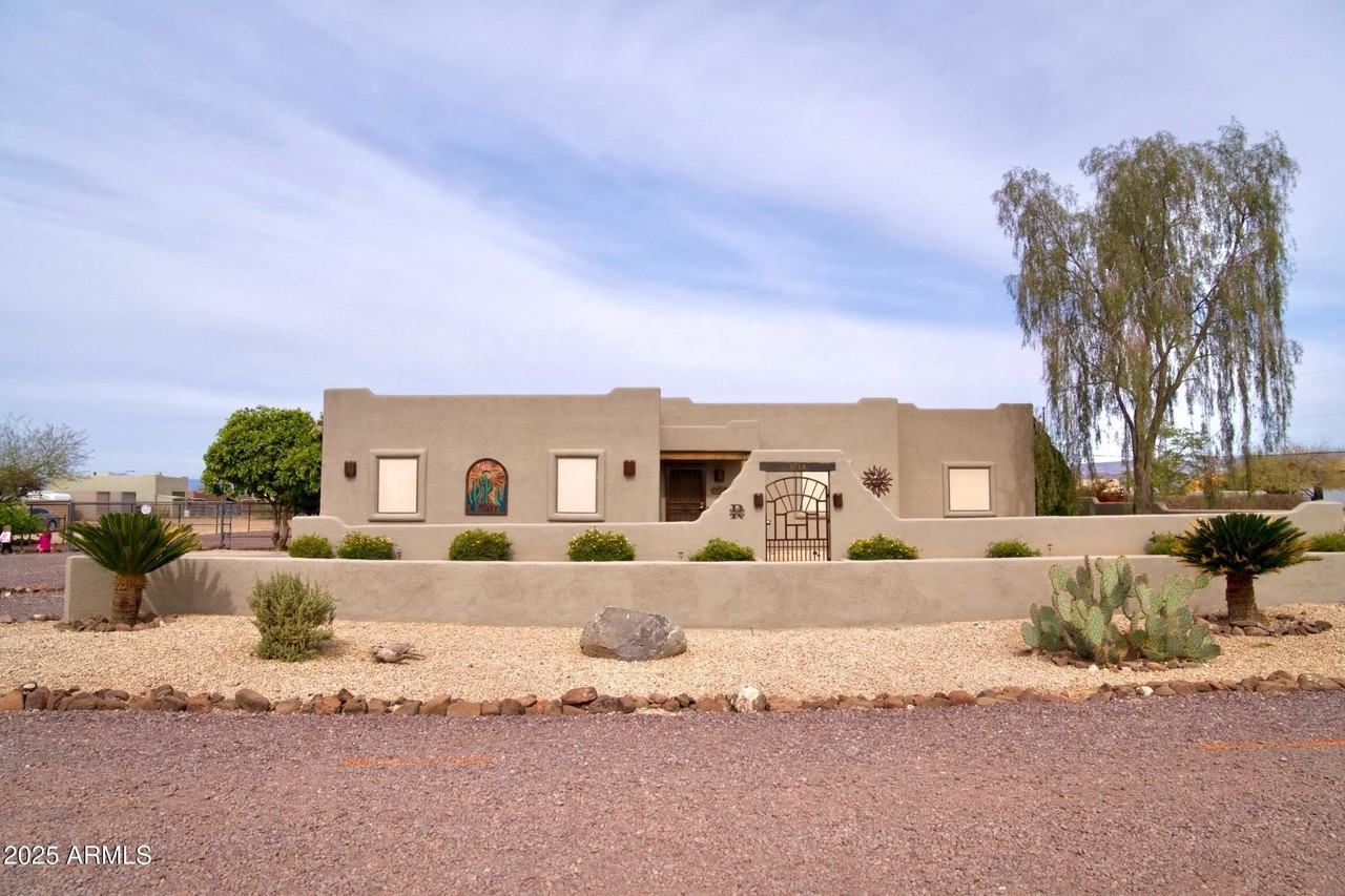 1714 W Adamanda Ct - Photo 7 of 48