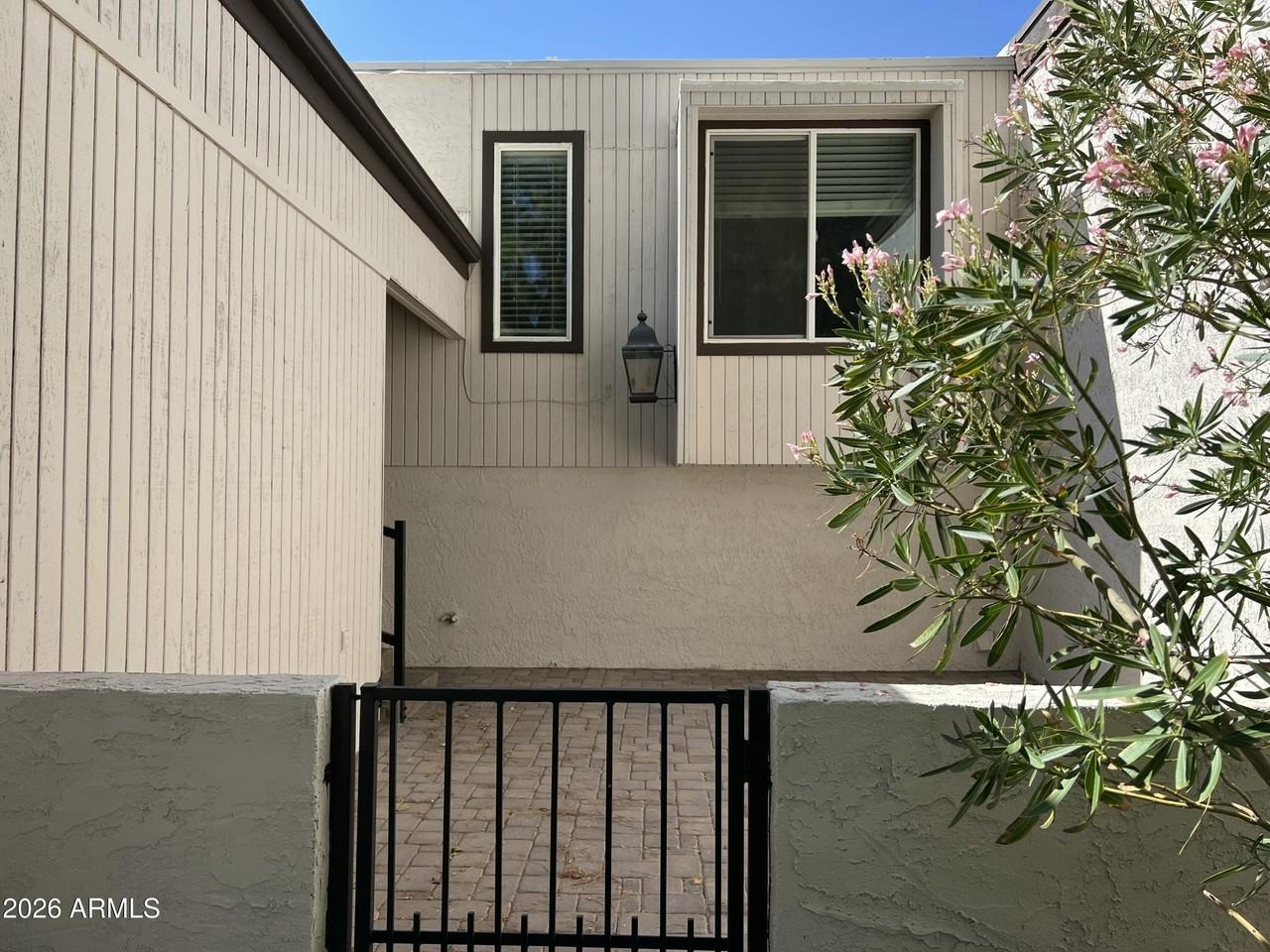 7527 E Pleasant Run - Photo 2 of 8