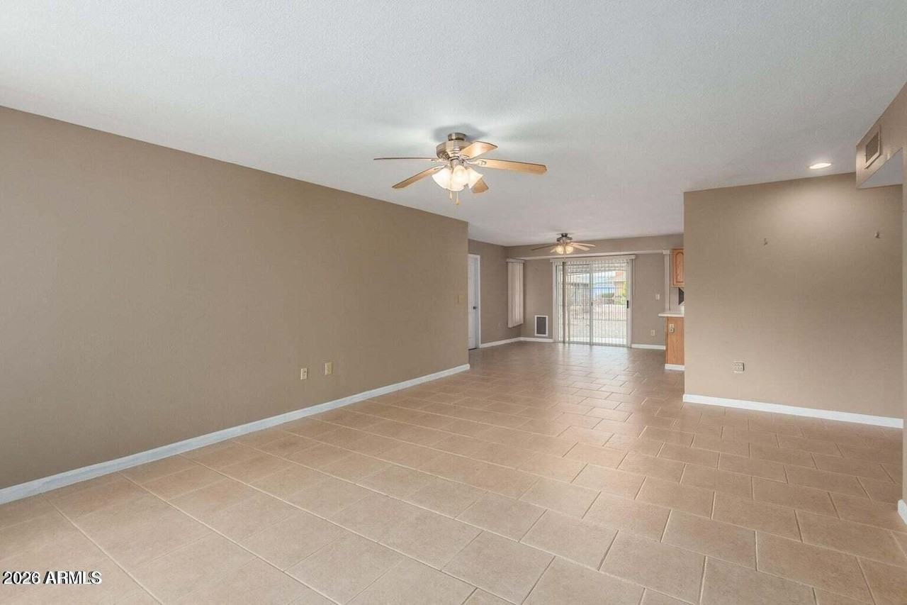 12630 N Blue Ridge Dr - Photo 4 of 19