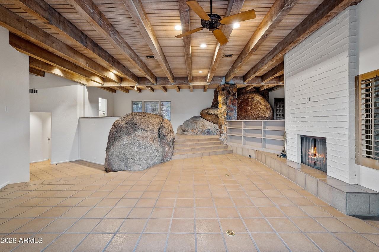 6700 E Hawksnest Rd - Photo 6 of 50