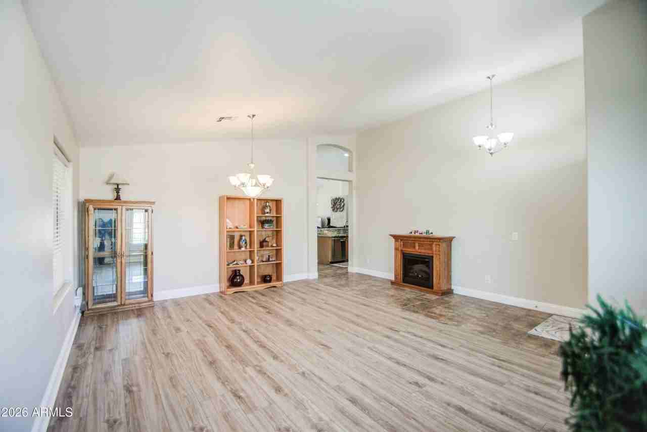 43205 W Roth Rd - Photo 5 of 44