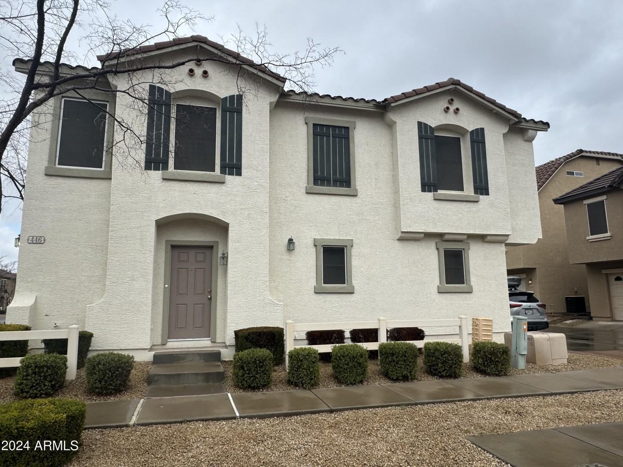 446 N Alder Ct - Photo 2 of 25