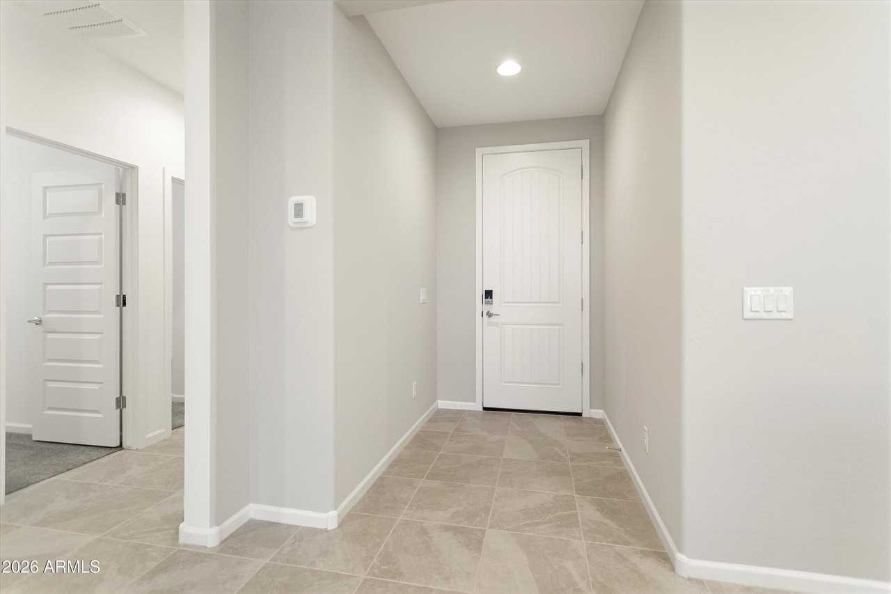 17337 W Smoketree Dr - Photo 6 of 37