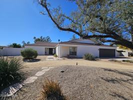 featured image of 4929 E Sunnyside Dr