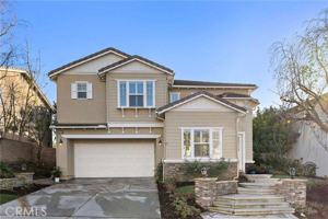 featured image of 1010 Calle De Los Arboles