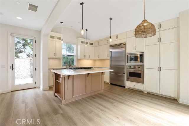 4711 Winthrop Dr - Photo 4 of 7