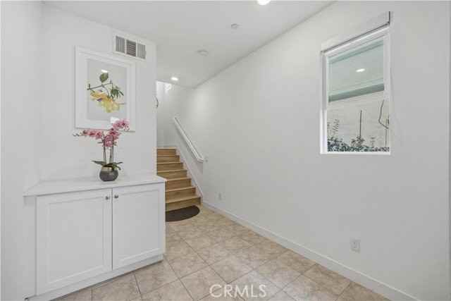 259 Siena - Photo 4 of 8