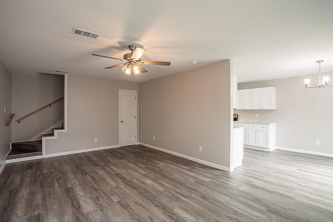 972 Park Meadow Dr - Photo 3 of 21