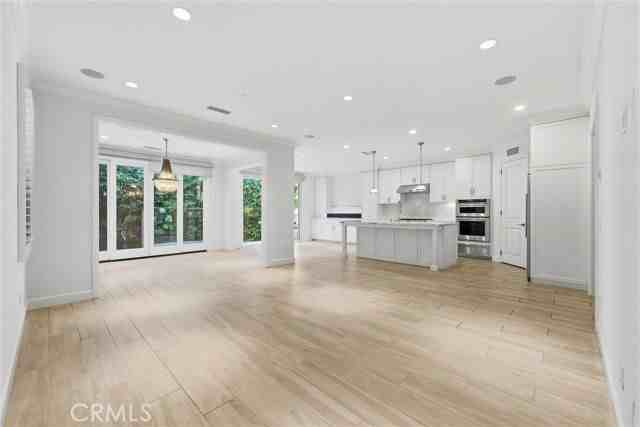 56 Farmhand - Photo 6 of 8