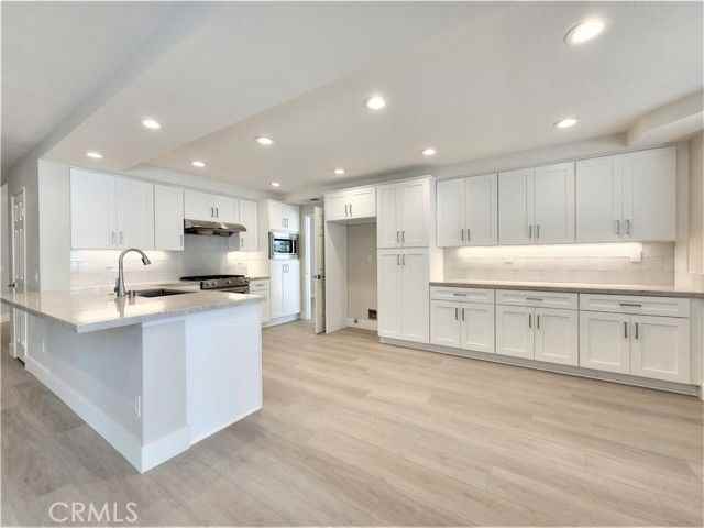 14 Andalucia - Photo 5 of 6