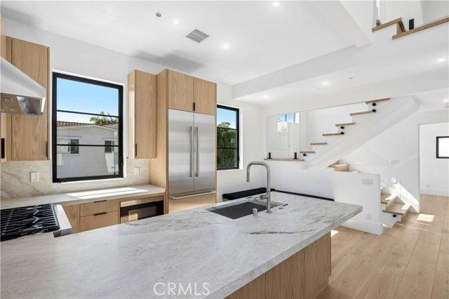 Breakers Dr #1-2 - Photo 4 of 8