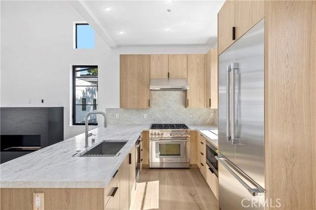 Breakers Dr #1-2 - Photo 5 of 8