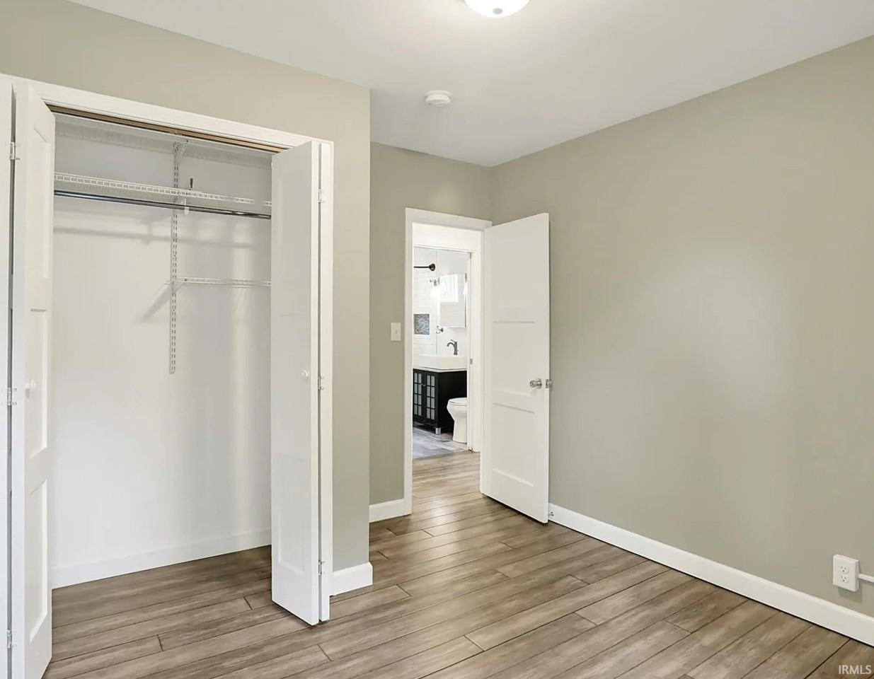 1604 E University St - Photo 7 of 22