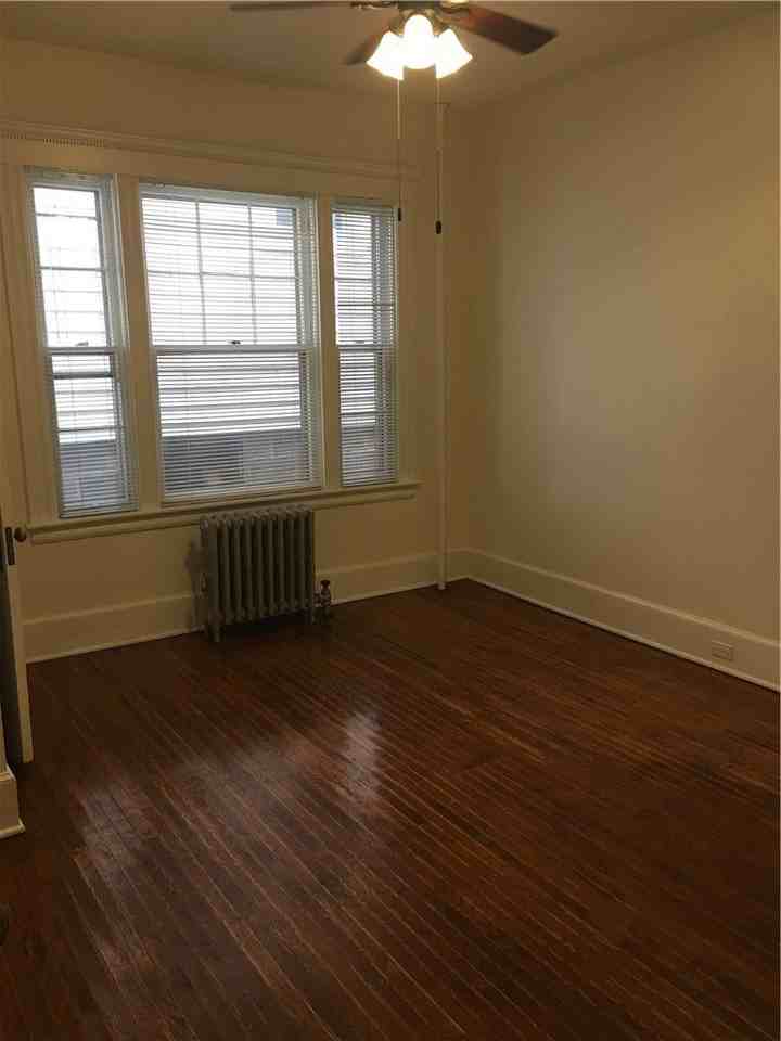 168 Pine St - Photo 6 of 11