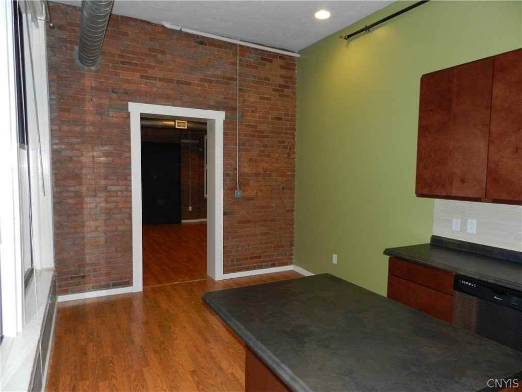 317 S Clinton St Apt 3a - Photo 4 of 8