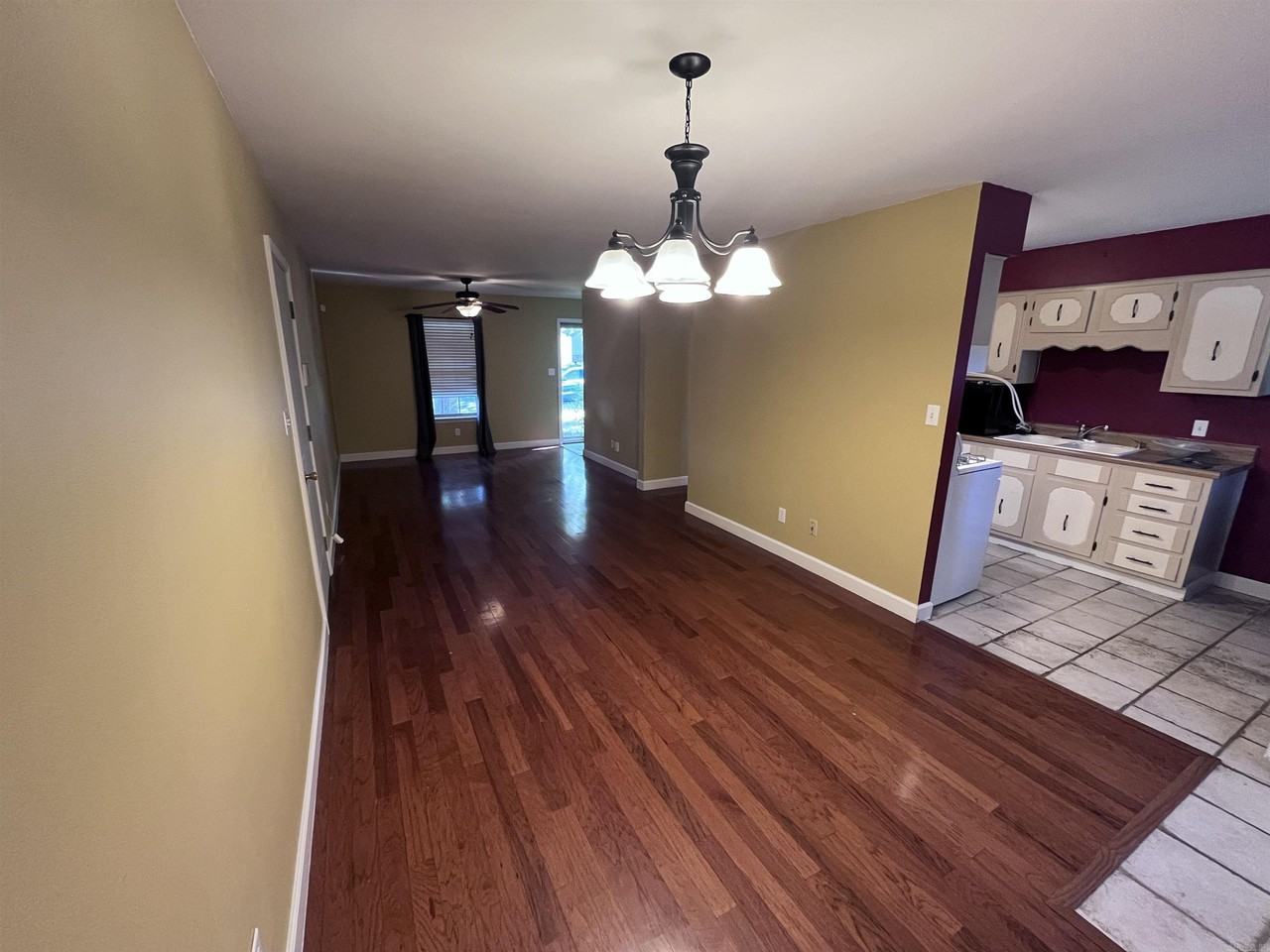 Meadow Oak Dr - Photo 5 of 21