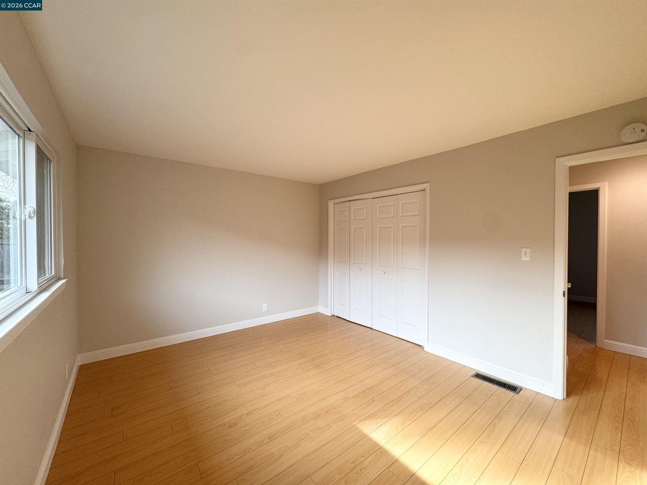 2307 Panoramic Dr - Photo 3 of 21