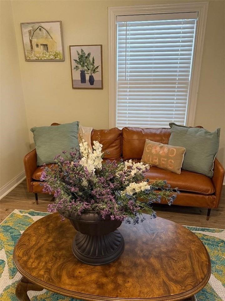 1201 York Ave - Photo 3 of 21