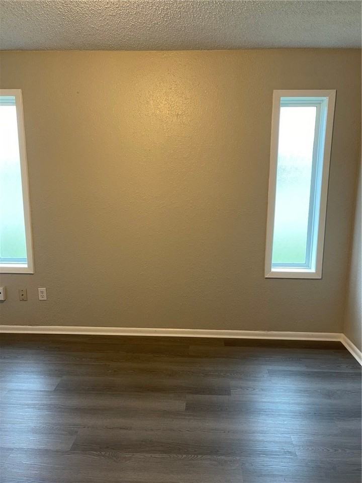 4713 Calallen Dr - Photo 2 of 9