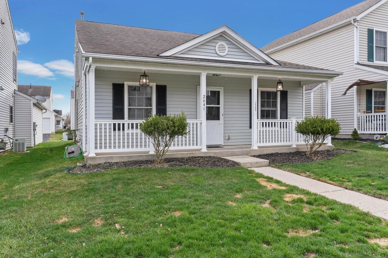 2641 River Look Dr Unit 105 - Photo 3 of 31