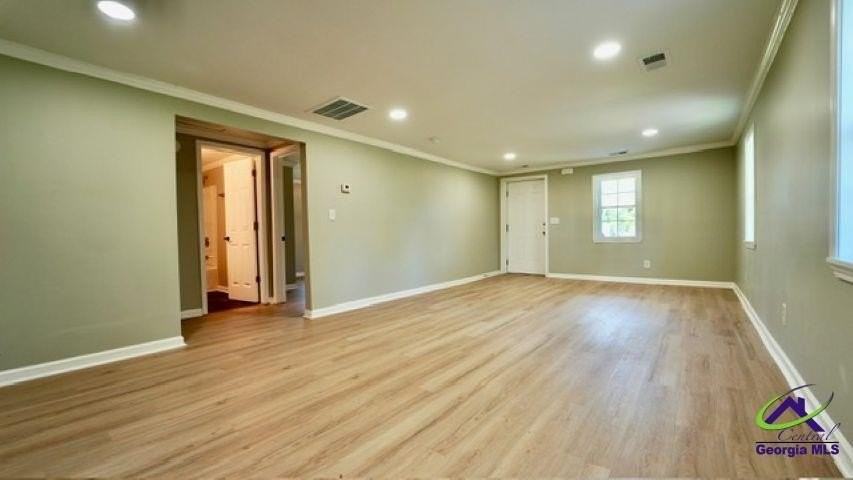 311 S 2nd St - Photo 3 of 21